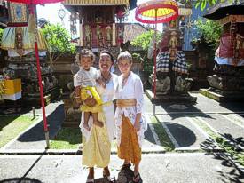 Ayu, Made and Brenda, ready for the procession. Photo by Brenda Hinton, Bali, November 2013