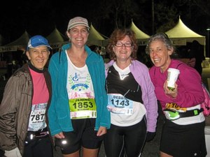 Brenda with friends ready to begin the run.